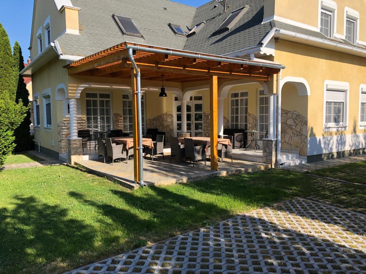 Pacsirta Apartman Lenti Exterior photo
