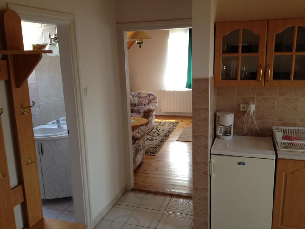 Pacsirta Apartman Lenti Room photo
